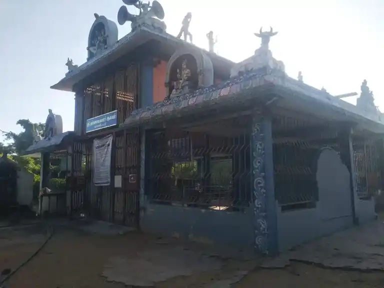 Arulmigu Kunnam Ayyanar Temple, Melavannipattu, Melavannipattu - 614632 அருள்மிகு குன்னம் அய்யனார் திருக்கோயில், Melavannipattu, Melavannipattu - 614632, Thanjavur - Ancient Temple Architecture and History Image 3