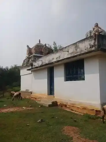 Arulmigu Kunnamudaiya Ayyanar Temple, Thalakkaur - 630206 அருள்மிகு. குன்னமுடைய அய்யனார் திருக்கோயில், Thalakkaur - 630206, Sivagangai - Ancient Temple Architecture and History Image 3