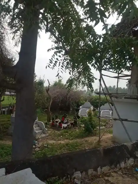 Arulmigu Kunnangudi Ayyanar Temple, Karungalakkudi - 625101 அருள்மிகு குன்னங்குடி அய்யனார் திருக்கோயில், Karungalakkudi - 625101, Madurai - Ancient Temple Architecture and History Image 4