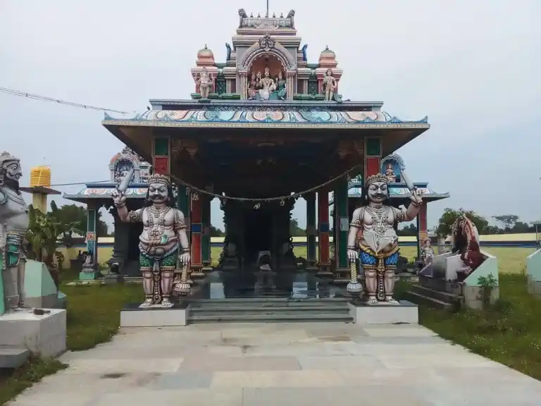 Arulmigu Kunnathikattu Ayyanar Temple, Sempoothi - 622401 அருள்மிகு குன்னத்திகாட்டுஅய்யனார் திருக்கோயில், Sempoothi - 622401, Pudukkottai - Ancient Temple Architecture and History Image 5