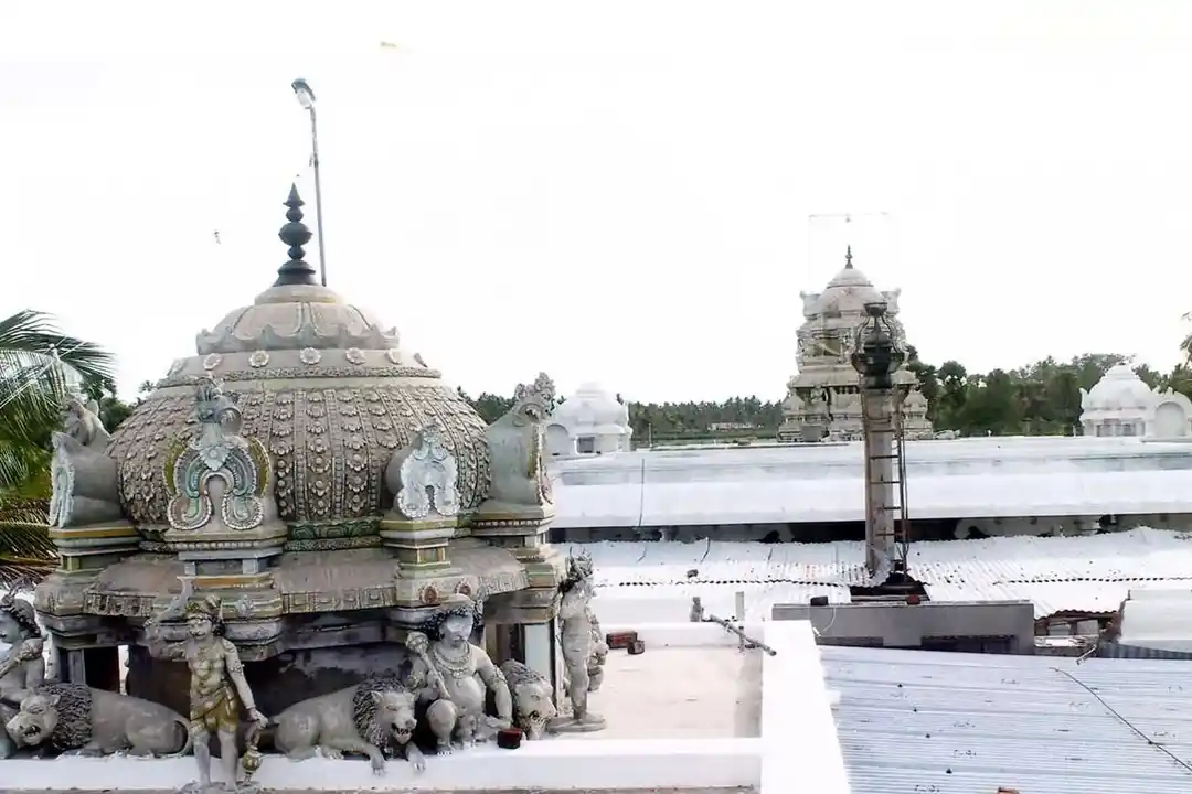 Arulmigu Kuppiyannaswamy And Selvakumarsamy Temple, Thukatchi 60 Velampalayam, 60velampalayam - 638104 Temple