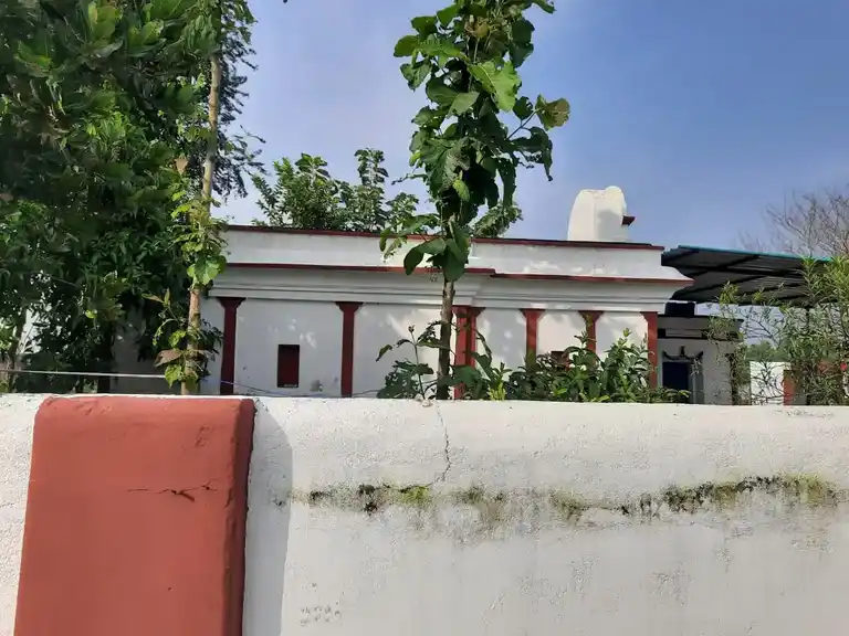 Arulmigu Kuraineekeeswarar Temple, Near School, Pondavakkam - 602026 அருள்மிகு குறைநீக்கிஸ்வரர் திருக்கோயில், Near School, Pondavakkam - 602026, Tiruvallur - Ancient Temple Architecture and History Image 4