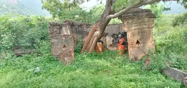 Arulmigu Kuramenikandan Sastha Temple, Vadakoor, Aralvoimozhi - 629301 அருள்மிகு குறமேனிகண்டன்சாஸ்தா திருக்கோயில், Vadakoor, Aralvoimozhi - 629301, Kanyakumari - Ancient Temple Architecture and History Image 3