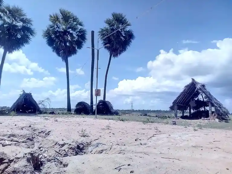Arulmigu Kuratthiyamman Temple, Keeranur - 614620 Temple