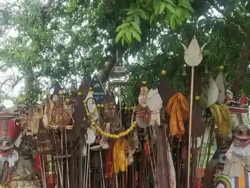Arulmigu Kuravandi Ayyanar Temple, Kodumbapatti - 621305