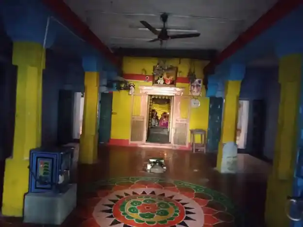 Arulmigu Kurukoor Nangai Mutharam Temple, Alwarthirunagari - 628612 அருள்மிகு குருகூர் நங்கை முத்தாரம்மன் திருக்கோயில், Alwarthirunagari - 628612, Thoothukudi - Ancient Temple Architecture and History Image 2