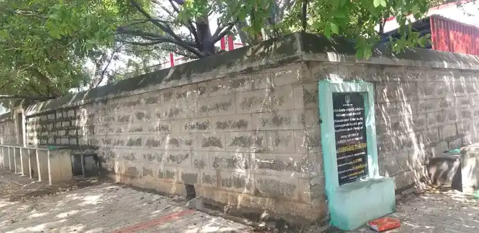 Arulmigu Kurumpadi Ayyanar Temple, Ayyanarkulam - 625532 அருள்மிகு குரும்பாடி அய்யனார் திருக்கோயில், அய்யனார்குளம் - 625532, Madurai - Ancient Temple Architecture and History Image 2