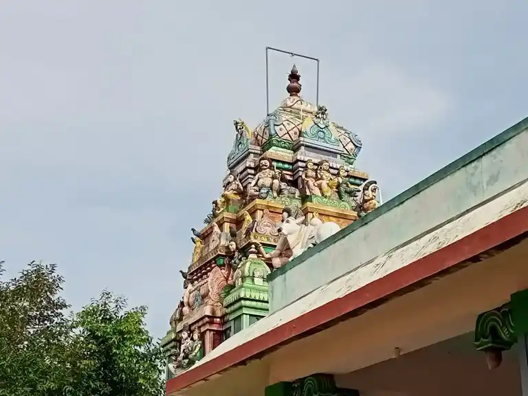 Arulmigu Kurumpai Ayyanar Temple, M.Sevalpatti - 630211 அருள்மிகு குரும்பை அய்யனார் திருக்கோயில், M.Sevalpatti - 630211, Sivagangai - Ancient Temple Architecture and History Image 3