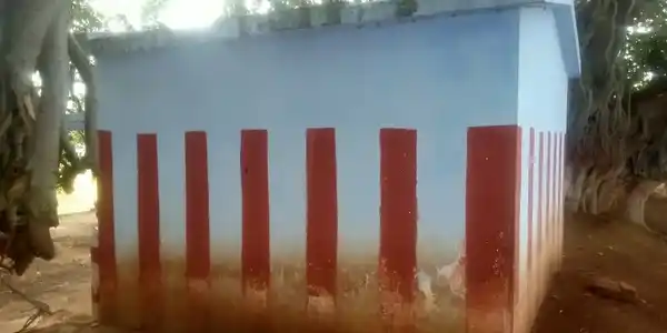 Arulmigu Kurunthodaiyar Sastha Temple, Village Out Side, Veppankulam - 627352