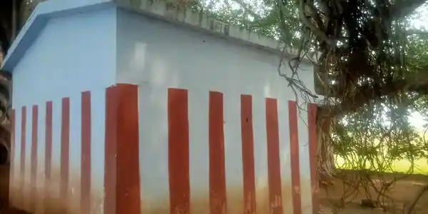 Arulmigu Kurunthodaiyar Sastha Temple, Village Out Side, Veppankulam - 627352 Arulmigu Kurunthodaiyar Sastha Temple, Village Out Side, வேப்பங்குளம் - 627352, Tirunelveli - Ancient Temple Architecture and History Image 3