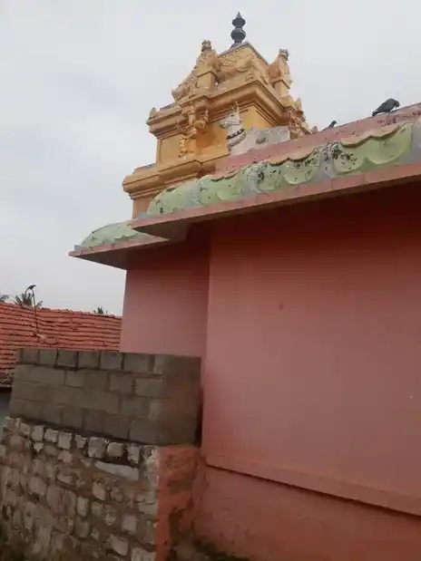 Arulmigu Kurupatti Basuveswarar Temple, Saragapalli - 635114 அருள்மிகு குருபட்டி பசுவேஸ்வரர் திருக்கோயில், Saragapalli - 635114, Krishnagiri - Ancient Temple Architecture and History Image 7