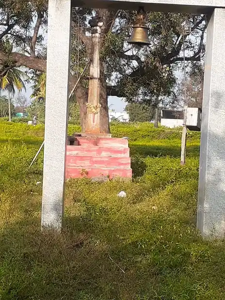 Arulmigu Kuthandavar Temple, Adhiyur - 635602 அருள்மிகு கூத்தான்டவர் திருக்கோயில், ஆதியூர் - 635602, Thirupathur - Ancient Temple Architecture and History Image 4