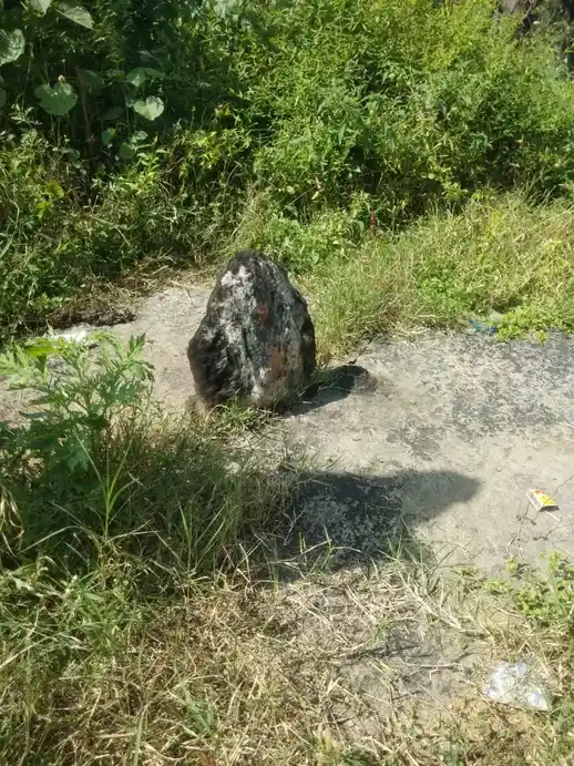 Arulmigu Kuthandavar Temple, Near Pochampalli, Mayalampatti - 635206 Temple