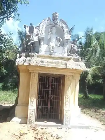 Arulmigu Kuthandavar Temple, Radhanaillur - 609114