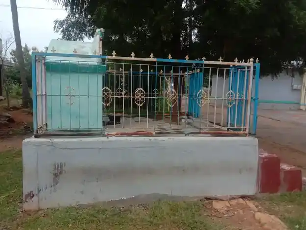 Arulmigu Kuthangapatti Vinayagar Temple, Kuthangapatti - 624710 அருள்மிகு கூத்தாங்காபட்டி விநாயகர் திருக்கோயில், Kuthangapatti, Kuthangapatti - 624710, Dindigul - Ancient Temple Architecture and History Image 4