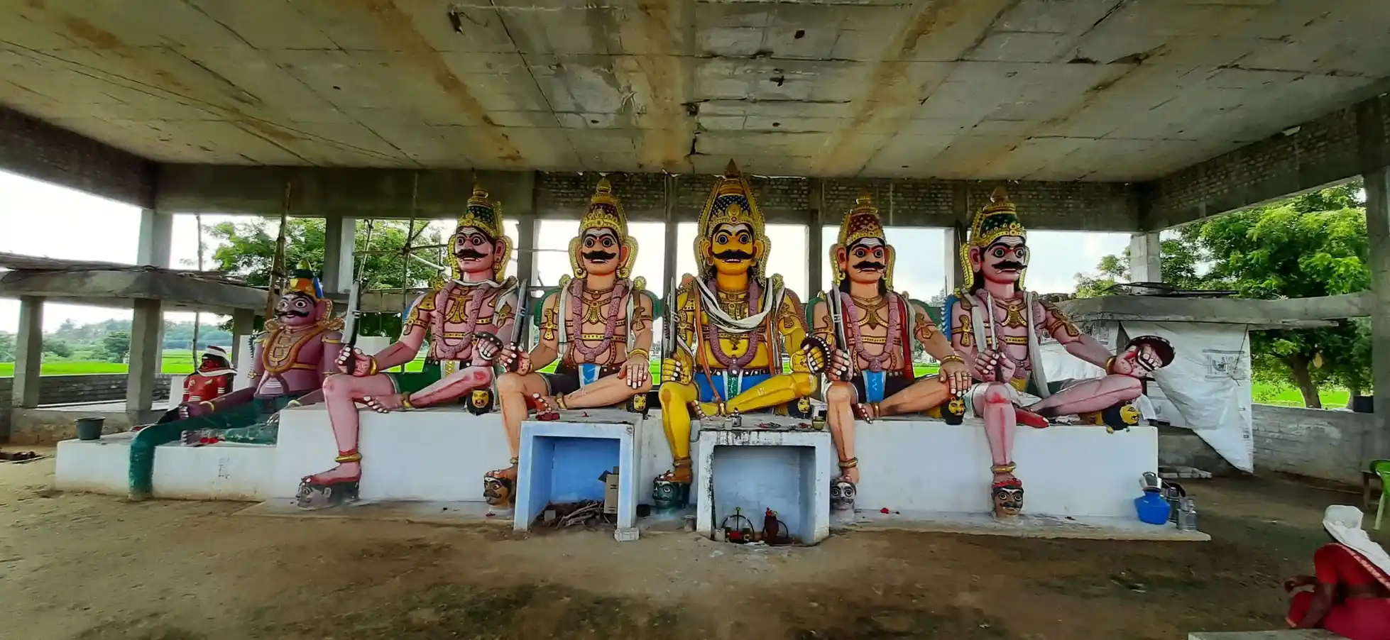 Arulmigu Kuttai Muniyappan Temple, Kesarimangalam - 638311 அருள்மிகு குட்டை முனியப்பன் திருக்கோயில், Kesarimangalam - 638311, Erode - Ancient Temple Architecture and History Image 4