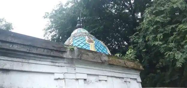 Arulmigu Kuuththaperumal Temple, Vadakarai Alaththur - 612804 அருள்மிகு கூத்தபெருமாள் திருக்கோயில், Vadakarai Alaththur - 612804, Thiruvarur - Ancient Temple Architecture and History Image 2