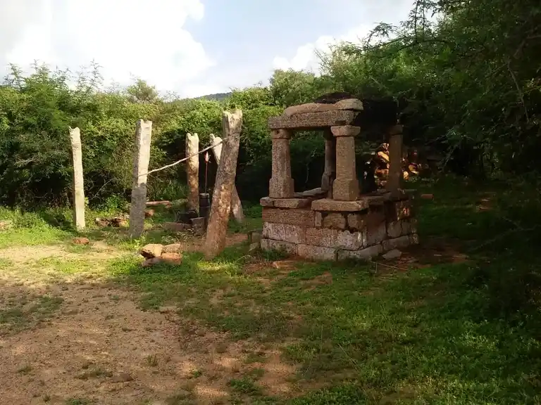 Arulmigu Kuzhaladi Karupaswamy Temple, Veeramalapalayam - 621305 Temple