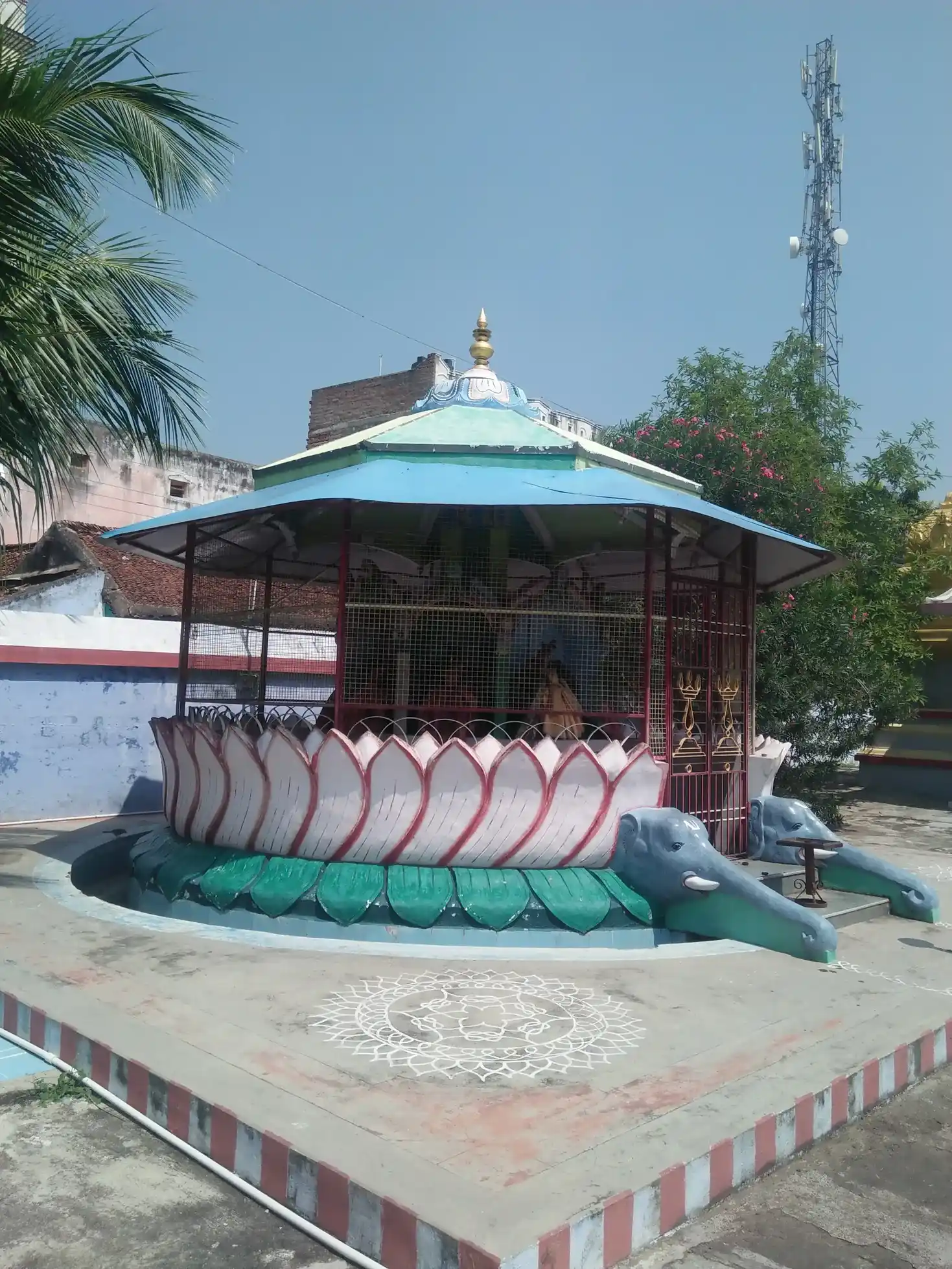 Arulmigu Lakhmi Narayana Perumal Temple, Panappakkam - 631051 அருள்மிகு லட்சுமி நாராயணப்பெருமாள் திருக்கோயில், பணப்பாக்கம் - 631051, Ranipet - Ancient Temple Architecture and History Image 4