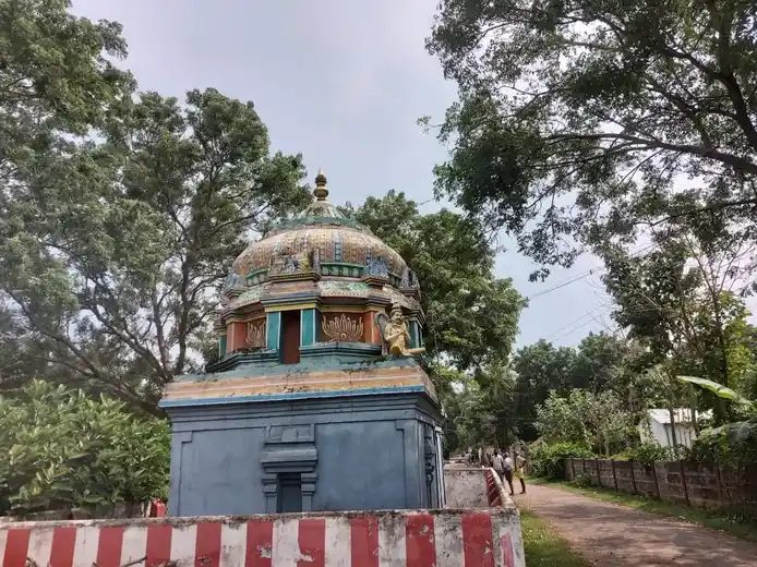 Arulmigu Lakhsminarayana Perumal Temple, Namachivayapuram - 609811 அருள்மிகு லெஷ்மிநாராயண பெருமாள் திருக்கோயில், நமச்சிவாயபுரம் - 609811, Mayiladuthurai - Ancient Temple Architecture and History Image 4