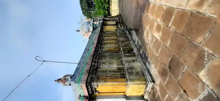 Arulmigu Lakhsminarayana Perumal Temple, Viraloor - 609201 அருள்மிகு லெட்சுமி நாராயணப்பெருமாள் திருக்கோயில், Viraloor - 609201, Mayiladuthurai - Ancient Temple Architecture and History Image 6