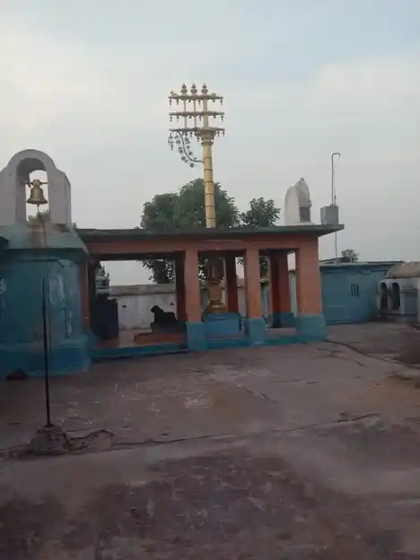 Arulmigu Lakshatheeswarar Temple, Melkumaramangalam - 607205 அருள்மிகு லட்சதீஸ்வரர் திருக்கோயில், மேல் குமாரமங்கலம் - 607205, Cuddalore - Ancient Temple Architecture and History Image 2