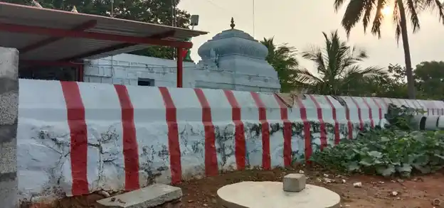 Arulmigu Lakshi Narayanaperumal Temple, Kannoorpatty - 637014 அருள்மிகு லட்சுமிநாராயணப்பெருமாள் திருக்கோயில், Kannoorpatty - 637014, Namakkal - Ancient Temple Architecture and History Image 3
