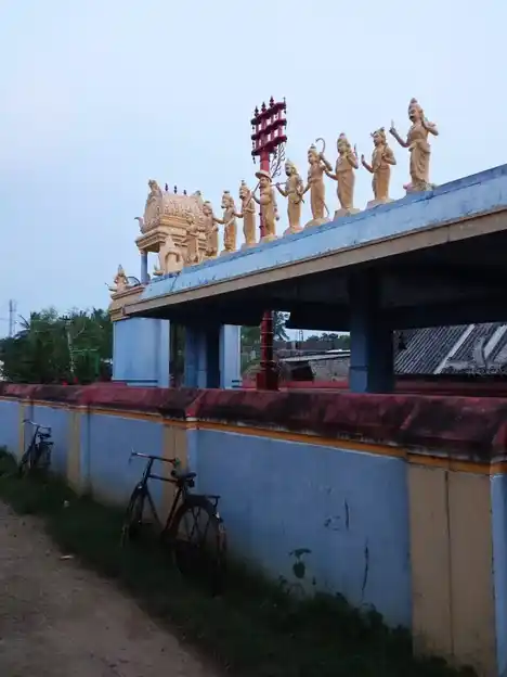 Arulmigu Lakshiminarayanaperumal Temple, Kizh Koothapaakam - 604102 அருள்மிகு லட்சுமிநாராயணப்பெருமாள் திருக்கோயில், Kizh Koothapaakam - 604102, Viluppuram - Ancient Temple Architecture and History Image 3
