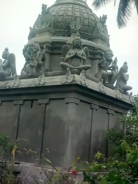 Arulmigu Lakshiminarayanaperumal Temple, Venmaniyathur - 605301 அருள்மிகு லட்சுமிநாராயணப்பெருமாள் திருக்கோயில், Venmaniyathur - 605301, Viluppuram - Ancient Temple Architecture and History Image 4