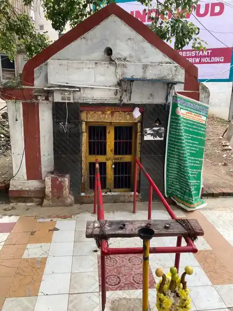 Arulmigu Lakshmi Amman Temple, Kolathur, Chennai - 600099 அருள்மிகு பிடாரி லட்சுமியம்மன் திருக்கோயில், கொளத்தூர், சென்னை - 600099, Chennai - Ancient Temple Architecture and History Image 3