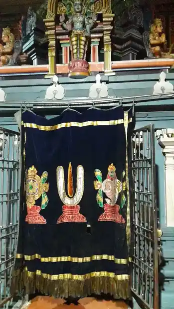 Arulmigu Lakshmi Hayavathana Perumal Temple, Nanganalloor, Chennai - 600061 அருள்மிகு இலட்சுமி அயவதனப் பெருமாள் திருக்கோயில், நங்கநல்லூர், சென்னை - 600061, Chennai - Ancient Temple Architecture and History Image 3
