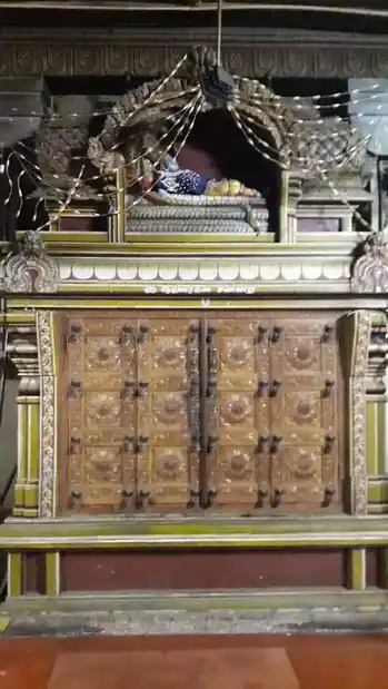 Arulmigu Lakshmi Hayavathana Perumal Temple, Nanganalloor, Chennai - 600061 அருள்மிகு இலட்சுமி அயவதனப் பெருமாள் திருக்கோயில், நங்கநல்லூர், சென்னை - 600061, Chennai - Ancient Temple Architecture and History Image 4