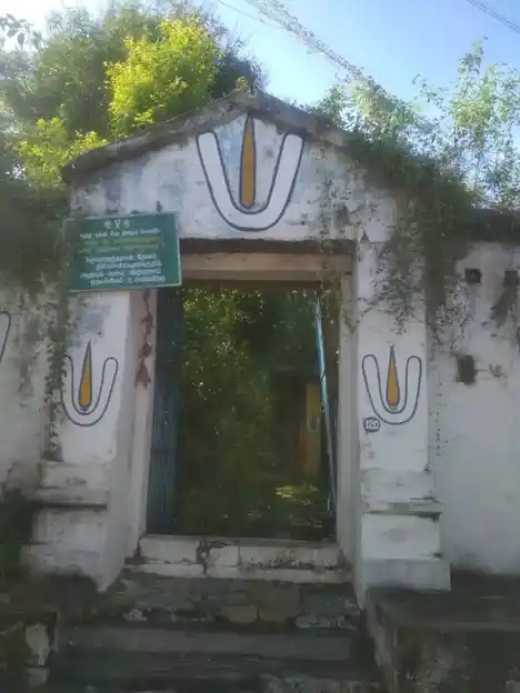 Arulmigu Lakshmi Iyakerishwarar Temple, Arakkonam Main Road, Kooram - 631502 அருள்மிகு லட்சுமி அயக்கிரீஸ்வரர் திருக்கோயில், Arakkonam Main Roadkooram, Kooram - 631502, Kancheepuram - Ancient Temple Architecture and History Image 2