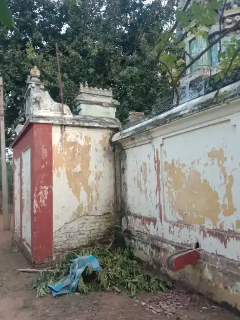 Arulmigu Lakshmi Kaliyamman Temple, Jeeyar Thoppu, Mannargudi - 614001 அருள்மிகு லெட்சுமி காளியம்மன் திருக்கோயில், Jeeyar Thoppu, Mannargudi - 614001, Thiruvarur - Ancient Temple Architecture and History Image 4