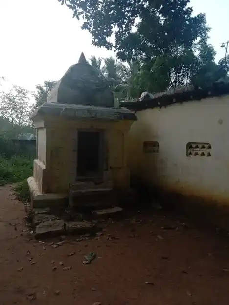 Arulmigu Lakshmi Kaliyamman Temple, Jeeyar Thoppu, Mannargudi - 614001 அருள்மிகு லெட்சுமி காளியம்மன் திருக்கோயில், Jeeyar Thoppu, Mannargudi - 614001, Thiruvarur - Ancient Temple Architecture and History Image 5