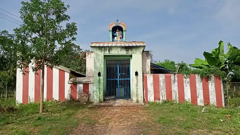 Arulmigu Lakshmi Narasimha Perumal Temple, Thazakudi - 613701 அருள்மிகு லெட்சுமி நரசிம்ம பெருமாள் திருக்கோயில், Thazakudi - 613701, Thiruvarur - Ancient Temple Architecture and History Image 4