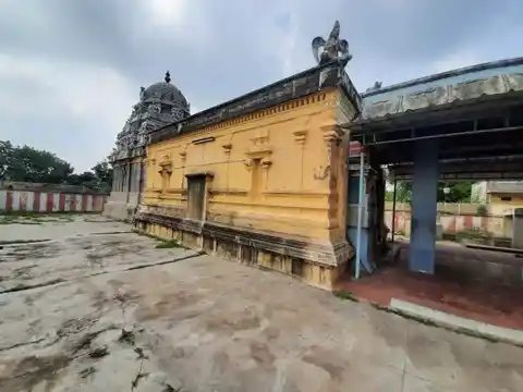 Arulmigu Lakshmi Narasimma Swamy Temple, Thiruvaali - 609106 அருள்மிகு லெஷ்மி நரசிம்ம சுவாமி திருக்கோயில், Sirkazhi - 609106, Mayiladuthurai - Ancient Temple Architecture and History Image 4