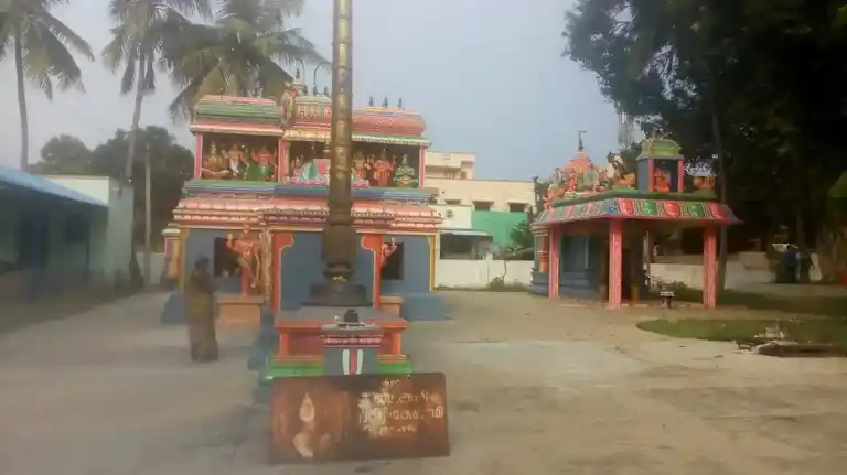 Arulmigu Lakshmi Narasimmaswami Temple, Narasingapuram - 635701 அருள்மிகு லட்சுமி நரசிம்மசவாமி திருக்கோயில், நரசிங்கபுரம் - 635701, Ranipet - Ancient Temple Architecture and History Image 6