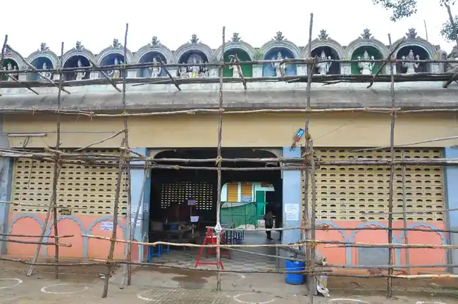 Arulmigu Lakshmi Narasimmaswamy And Someswarar Temple, Nangavalli - 636454 அருள்மிகு லட்சுமி நரசிம்மசுவாமி மற்றும் சோமேஸ்வரர் திருக்கோயில், நங்கவள்ளி - 636454, Salem - Ancient Temple Architecture and History Image 8