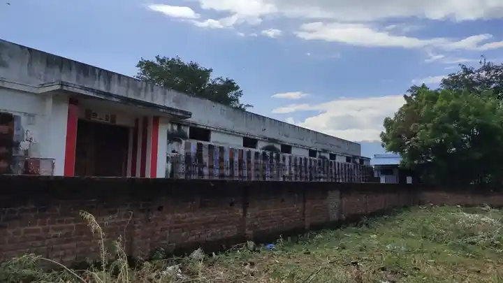 Arulmigu Lakshmi Narasingaswamy Temple, Puliyangudi - 627855 அருள்மிகு லட்சுமிநரசிங்கபெருமாள திருக்கோயில், Puliyangudi - 627855, Tenkasi - Ancient Temple Architecture and History Image 4