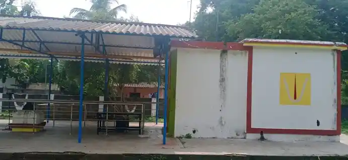 Arulmigu Lakshmi Narayana Perumal Temple, Cuddaloor - 603209 அருள்மிகு லட்சுமி நாராயணப்பெருமாள் திருக்கோயில், Cuddaloor - 603209, Chengalpattu - Ancient Temple Architecture and History Image 4