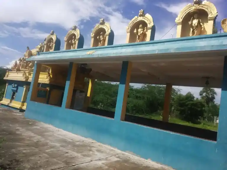 Arulmigu Lakshmi Narayana Perumal Temple, Kalivantham Pattu - 603209 அருள்மிகு லட்சுமிநாராயணப்பெருமாள் திருக்கோயில், Kalivantham Pattu - 603209, Chengalpattu - Ancient Temple Architecture and History Image 2