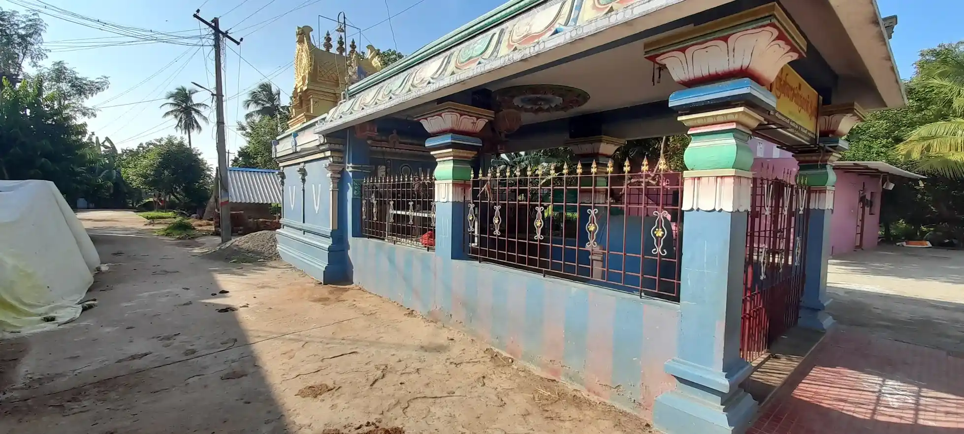 Arulmigu Lakshmi Narayana Perumal Temple, Kalpattu - 603312 அருள்மிகு லெட்சுமி நாராயணப் பெருமாள் திருக்கோயில், Kalpattu - 603312, Chengalpattu - Ancient Temple Architecture and History Image 2