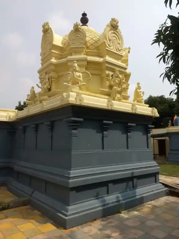 Arulmigu Lakshmi Narayana Perumal Temple, Kappur - 605301 அருள்மிகு லட்சுமிநாராயணப்பெருமாள் திருக்கோயில், Kappur - 605301, Viluppuram - Ancient Temple Architecture and History Image 2