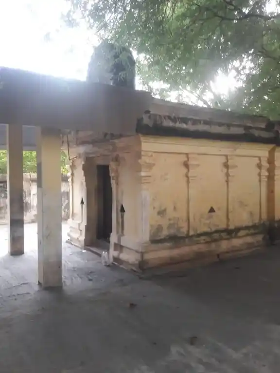 Arulmigu Lakshmi Narayana Perumal Temple, Kilpennathur - 604601 Arulmigu Lakshmi Narayana Perumal Temple, Kilpennathur - 604601, Tiruvannamalai - Ancient Temple Architecture and History Image 2