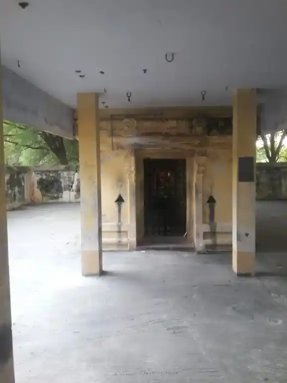 Arulmigu Lakshmi Narayana Perumal Temple, Kilpennathur - 604601 Arulmigu Lakshmi Narayana Perumal Temple, Kilpennathur - 604601, Tiruvannamalai - Ancient Temple Architecture and History Image 6