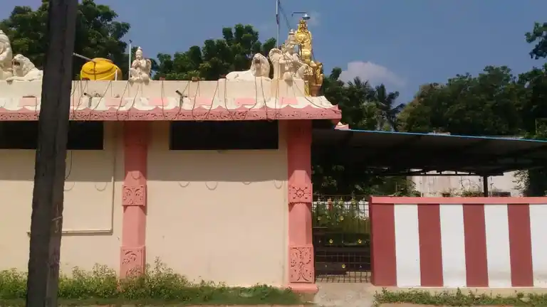 Arulmigu Lakshmi Narayana Perumal Temple, Kolappancheri - 600072 அருள்மிகு இலட்சுமி நாராயணப் பெருமாள் திருக்கோயில், Kolappancheri - 600072, Tiruvallur - Ancient Temple Architecture and History Image 5