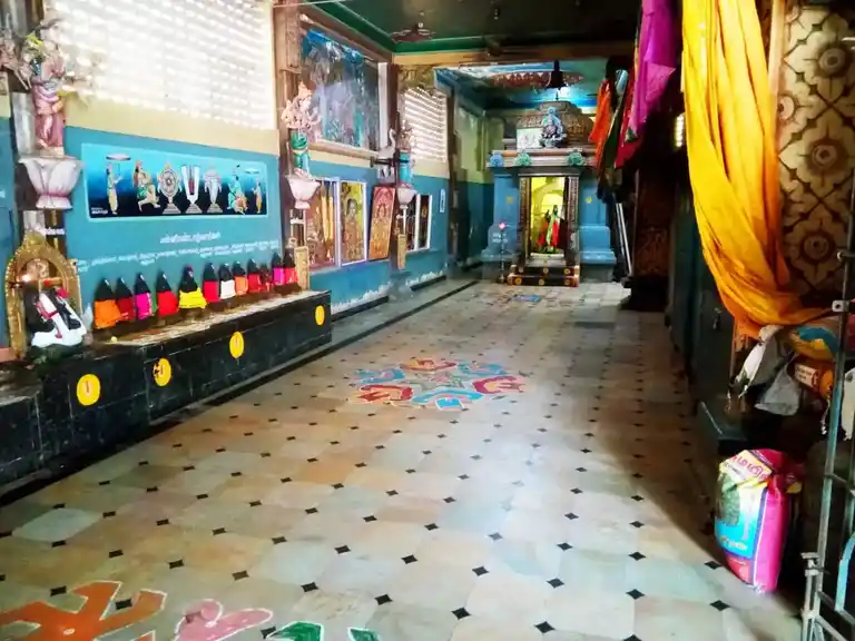 Arulmigu Lakshmi Narayana Perumal Temple, Kolathur, Chennai - 600099 அருள்மிகு லட்சுமி நாராயணப்பெருமாள் திருக்கோயில், கொளத்தூர், சென்னை - 600099, Chennai - Ancient Temple Architecture and History Image 3