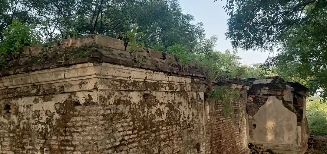 Arulmigu Lakshmi Narayana Perumal Temple, Kongaraayapalaiyam - 606203 அருள்மிகு லட்சுமிநாராயணப்பெருமாள் திருக்கோயில், Kongaraayapalaiyam - 606203, Kallakurichi - Ancient Temple Architecture and History Image 5