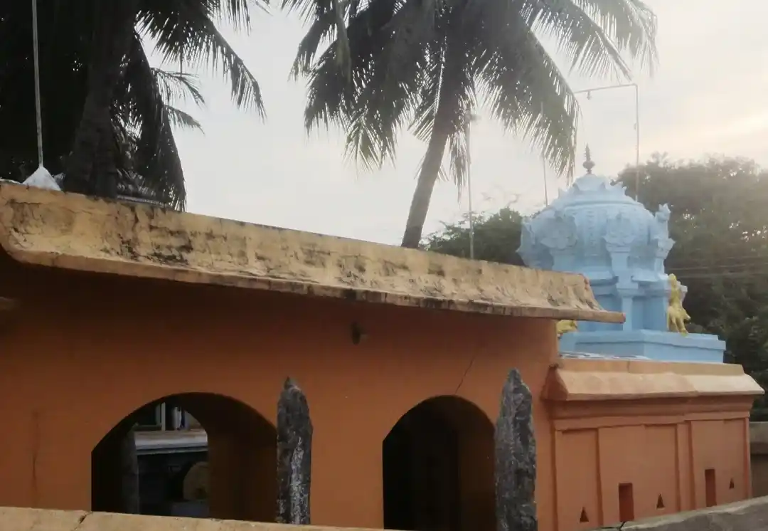 Arulmigu Lakshmi Narayana Perumal Temple, Koothakudi - 606305 அருள்மிகு லட்சுமிநாராயணப்பெருமாள் திருக்கோயில், கூத்தக்குடி - 606305, Kallakurichi - Ancient Temple Architecture and History Image 4